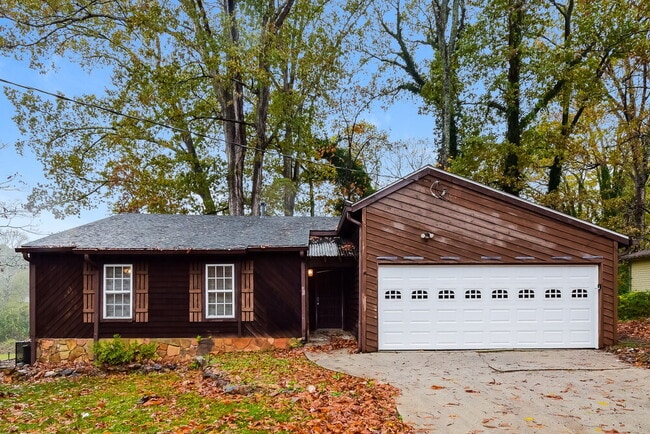 property at 4902 N Redan Cir