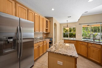 5765 Oak Lake Trail in Oviedo, FL - Building Photo - Building Photo