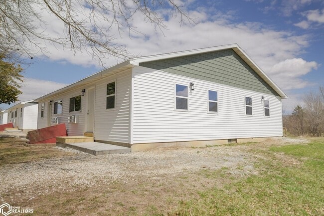 10994 115th Ave, Unit 7202 in Burlington, IA - Building Photo - Building Photo