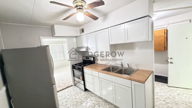 property at 1354 Eastern Pl NE
