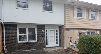 424 Jones St in Wheeling, WV - Building Photo