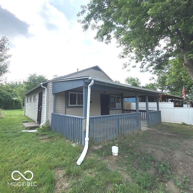 2933 N Gladstone Ave in Indianapolis, IN - Building Photo - Building Photo
