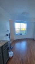 5450 Astor Ln, Unit 405 in Rolling Meadows, IL - Foto de edificio - Building Photo