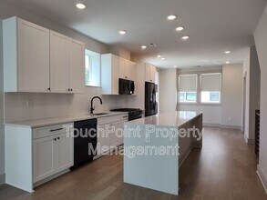 1037 Wesley Terrace Ave in Charlotte, NC - Foto de edificio - Building Photo