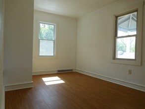 102 Chester St in Carneys Point, NJ - Building Photo - Building Photo