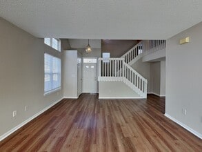 4322 Village Bend Dr in Indianapolis, IN - Building Photo - Building Photo