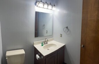 1992 Waterfront Dr N in Columbia, MO - Building Photo - Building Photo