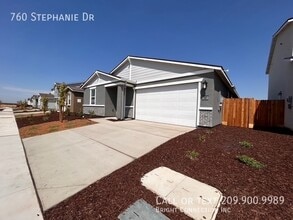 760 Stephanie Dr in Merced, CA - Building Photo - Building Photo