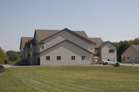 722 Cherokee Path in Lake Mills, WI - Foto de edificio - Building Photo