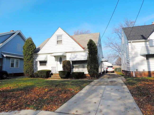 property at 22651 Coulter Ave