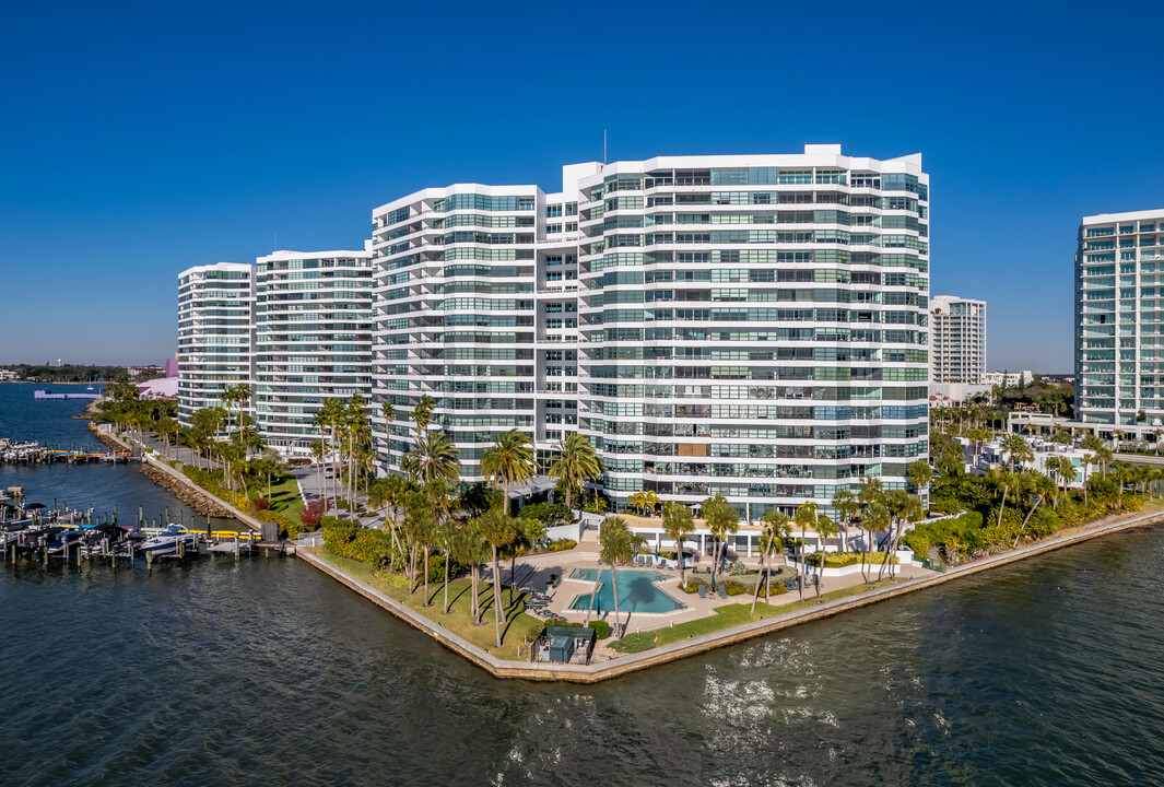 Condo on the Bay Tower I in Sarasota, FL - Building Photo