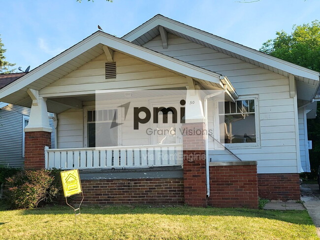 property at 750 W Cushing St