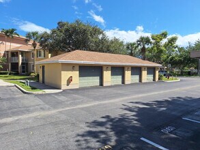 6565 Emerald Dunes Dr in West Palm Beach, FL - Building Photo - Building Photo