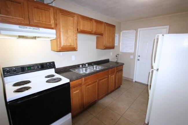 320 S Allen in Mesa, AZ - Foto de edificio - Building Photo