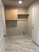 9109 Washita Crk Dr in Oklahoma City, OK - Building Photo - Building Photo