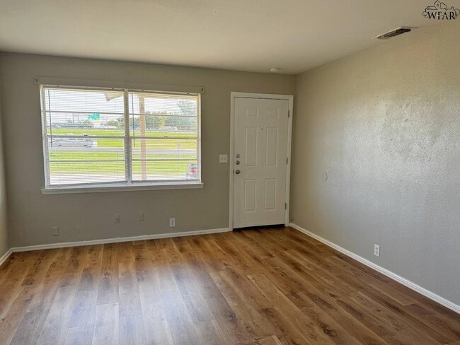 1606 Central E Fwy in Wichita Falls, TX - Building Photo - Building Photo