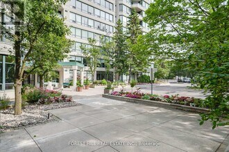 120 Promenade Cir in Vaughan, ON - Building Photo - Building Photo