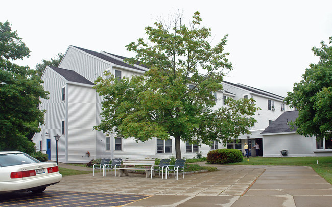 125 Congress Ave in Bath, ME - Foto de edificio - Building Photo