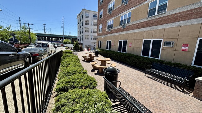18 Quintard Terrace in Stamford, CT - Building Photo - Building Photo