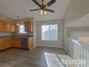 2179 S Uravan St, Unit 203 in Aurora, CO - Foto de edificio - Building Photo