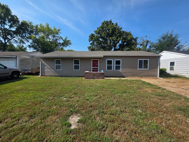 property at 17 Westwood Dr