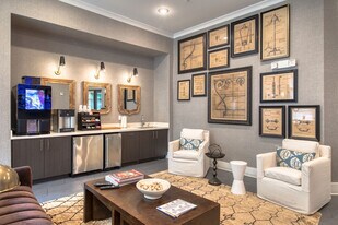 Vickers Roswell in Roswell, GA - Building Photo