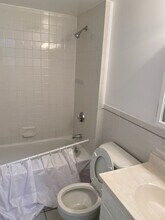24 Queensberry St, Unit 36-3 in Boston, MA - Building Photo - Building Photo