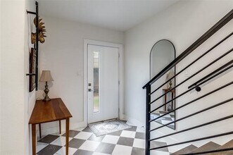 4640 Munger Ave in Dallas, TX - Building Photo - Building Photo