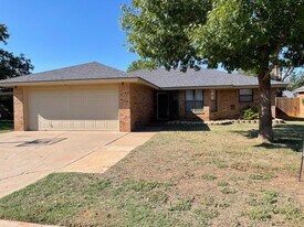 6336 9th St in Lubbock, TX - Building Photo
