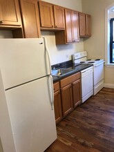 645 W Barry Ave, Unit 105 in Chicago, IL - Building Photo - Building Photo
