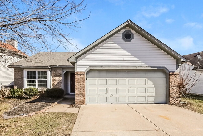 property at 121 Tracy Ridge Blvd