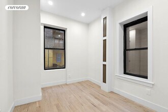 206 W 96th St in New York, NY - Building Photo - Building Photo