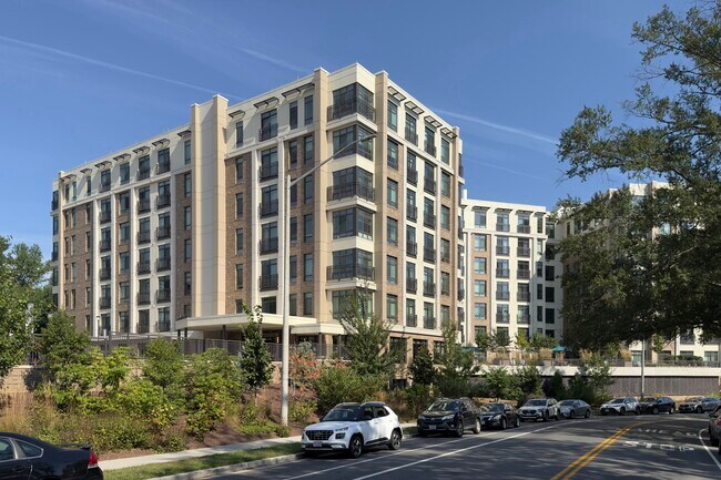 Lake Anne House in Reston, VA - Building Photo - Primary Photo