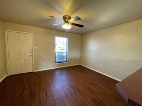 1108 Leslie Cir in Killeen, TX - Building Photo - Building Photo
