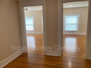 1275 Cherokee Rd in Louisville, KY - Building Photo - Building Photo