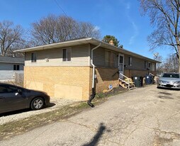 1263 Anna Ave, Unit 1263 in Akron, OH - Building Photo