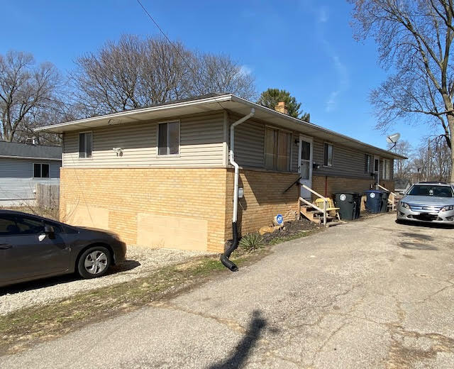 1263 Anna Ave, Unit 1263 in Akron, OH - Foto de edificio