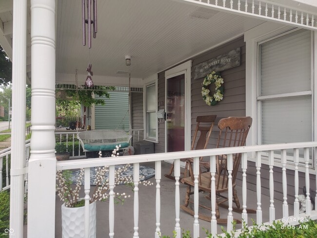 121 N Main St in Pendleton, IN - Building Photo - Building Photo