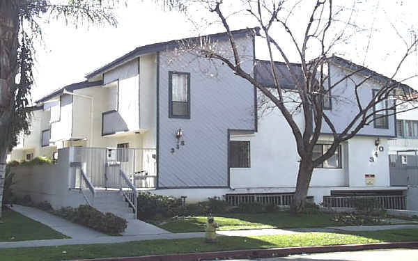 338-340 W Wilson Ave in Glendale, CA - Building Photo - Building Photo