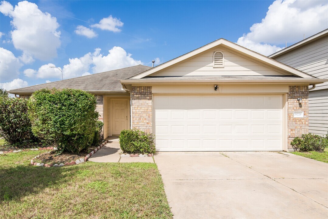 19726 Coldfield Dr in Katy, TX - Building Photo