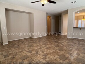 8379 W Mary Ann Dr in Peoria, AZ - Building Photo - Building Photo