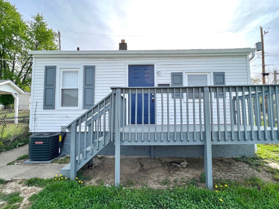1828 See Ave in Hamilton, OH - Building Photo