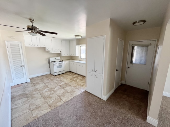 627 N Vine Ave in Ontario, CA - Building Photo - Building Photo