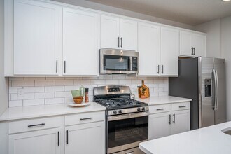 Acclaim of Woodbury Rental Home Community in Woodbury, MN - Foto de edificio - Interior Photo