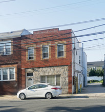 313 Atlantic Ave in Oceanside, NY - Foto de edificio - Building Photo