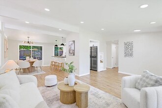 40446 Davis St in Fremont, CA - Building Photo - Building Photo