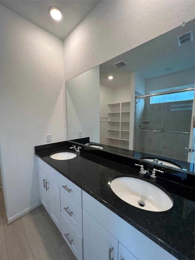 2710 Misty Meadow Ln