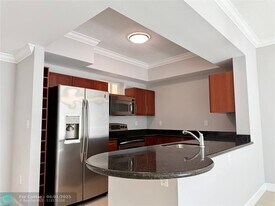 7266 SW 88th St in Miami, FL - Building Photo