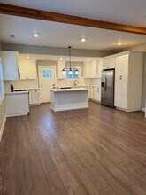 8227 N Hartman St in Portland, OR - Building Photo - Building Photo