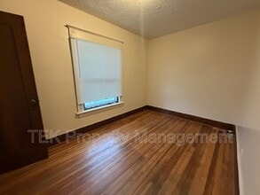 172-174-174 Rosewood Terrace in Rochester, NY - Building Photo - Building Photo